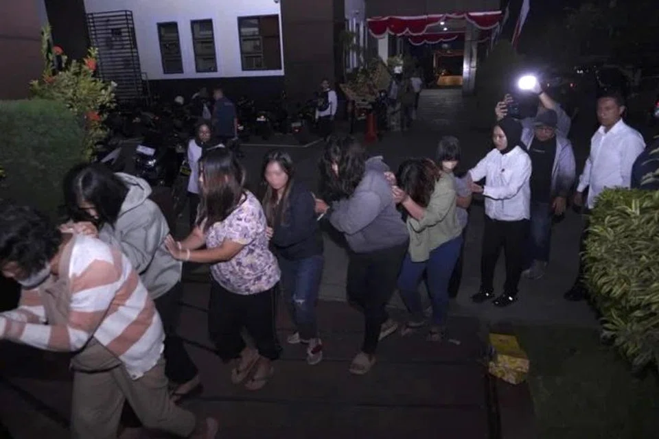 Singapore điều tra đường d&acirc;y bu&ocirc;n b&aacute;n trẻ sơ sinh xuy&ecirc;n quốc gia- Ảnh 2.