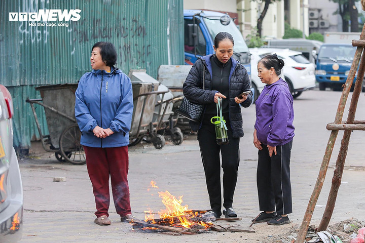 Dự b&aacute;o thời tiết 10/1: H&agrave; Nội kết th&uacute;c r&eacute;t đậm diện rộng, TP.HCM r&eacute;t hiếm gặp- Ảnh 1.