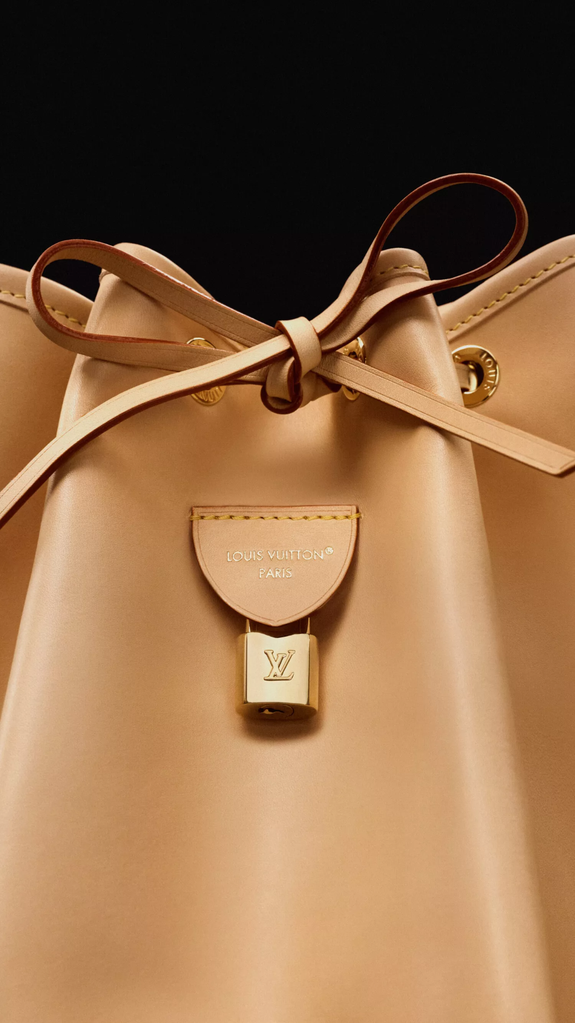 Louis Vuitton viết tiếp câu chuyện di sản 130 năm của họa tiết Monogram- Ảnh 9. Louis Vuitton viết tiếp câu chuyện di sản 130 năm của họa tiết Monogram- Ảnh 9.