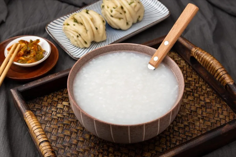 2 loại ch&aacute;o n&agrave;y ăn thường xuy&ecirc;n hại dạ d&agrave;y, thậm ch&iacute; g&acirc;y ung thư nhưng nhiều người ăn mỗi ng&agrave;y- Ảnh 1.