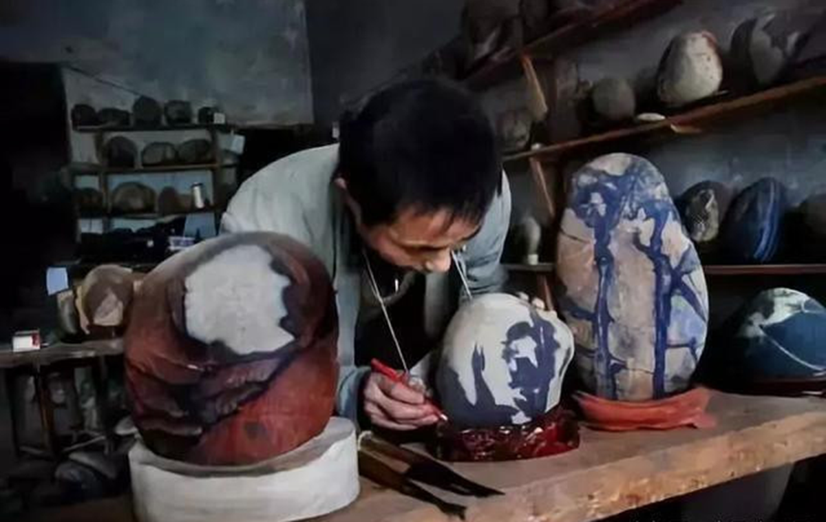 Ra suối nhặt &ldquo;đồ bỏ đi&rdquo;, d&acirc;n l&agrave;ng thu về hơn 72 tỷ đồng mỗi năm- Ảnh 7.