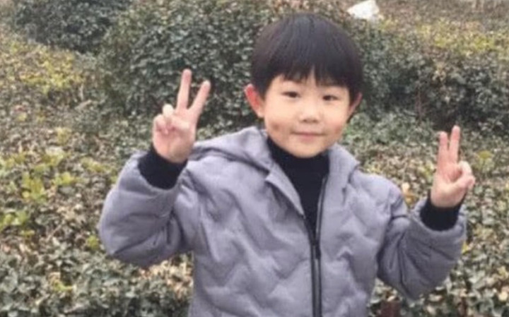 Thần đồng Trung Quốc kiếm tiền tỷ từ l&uacute;c 3 tuổi nhờ t&agrave;i năng nhảy giờ ra sao?- Ảnh 3.