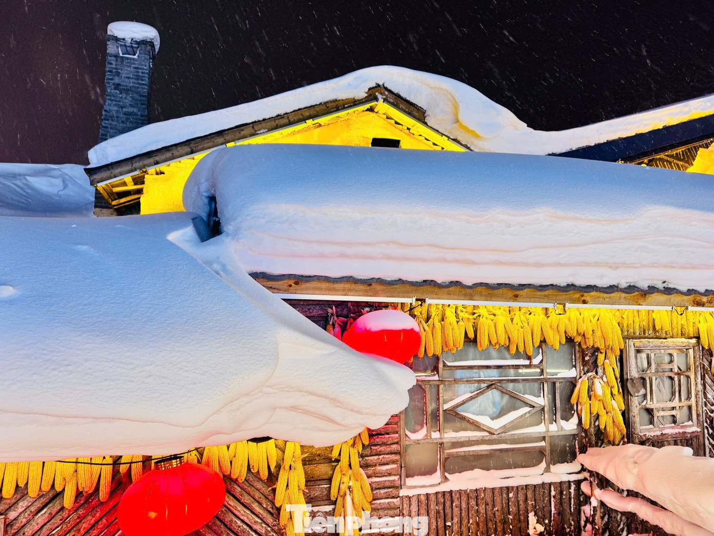 Vỡ &ograve;a cảnh si&ecirc;u thực ng&ocirc;i l&agrave;ng ở Hắc Long Giang, kh&aacute;ch đến chỉ biết trầm trồ- Ảnh 11.