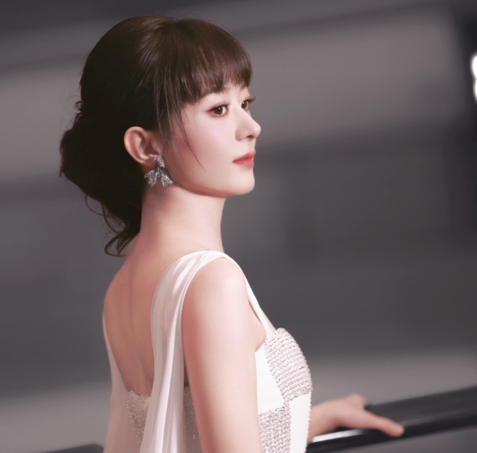 Triệu Lệ Dĩnh biến th&agrave;nh 