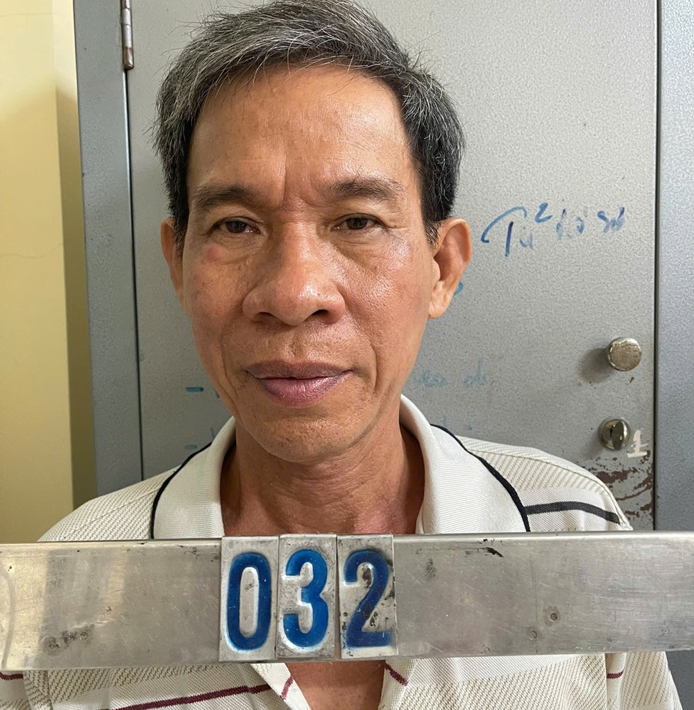 Chủ cửa hàng bán quần áo xâm hại bé gái khi vợ vắng nhà- Ảnh 1. Chủ cửa hàng bán quần áo xâm hại bé gái khi vợ vắng nhà- Ảnh 1.