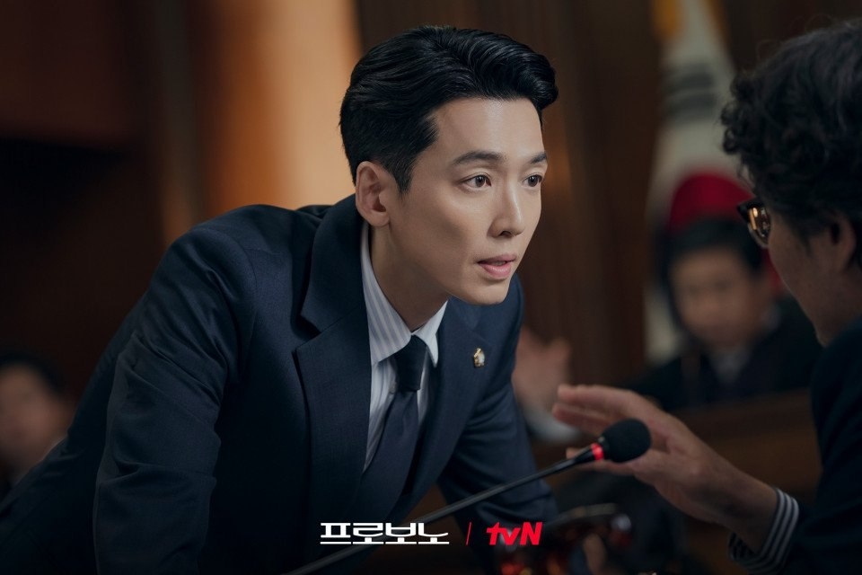 Sợ đầu voi đu&ocirc;i chuột th&igrave; quất ngay phim H&agrave;n n&agrave;y: Kịch bản cua kh&eacute;t lẹt qu&aacute; đ&atilde;, nam ch&iacute;nh chưa từng g&acirc;y thất vọng- Ảnh 7.