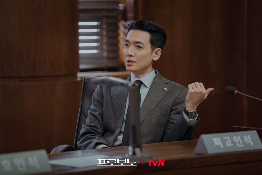 Sợ đầu voi đu&ocirc;i chuột th&igrave; quất ngay phim H&agrave;n n&agrave;y: Kịch bản cua kh&eacute;t lẹt qu&aacute; đ&atilde;, nam ch&iacute;nh chưa từng g&acirc;y thất vọng- Ảnh 5.