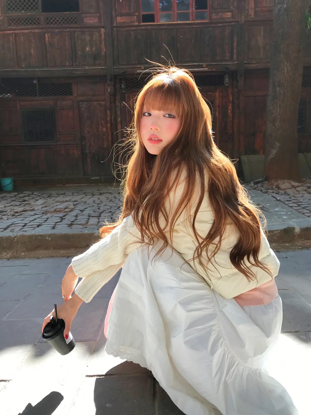 EQ cao hay kh&ocirc;ng, nh&igrave;n c&aacute;ch biếu qu&agrave; ng&agrave;y lễ Tết l&agrave; r&otilde;- Ảnh 2.