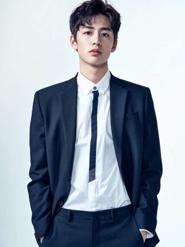 Nam diễn vi&ecirc;n gen Z đẹp nức tiếng ngồi xe lăn lộ diện sau 6 năm gặp tai nạn kinh ho&agrave;ng- Ảnh 3.