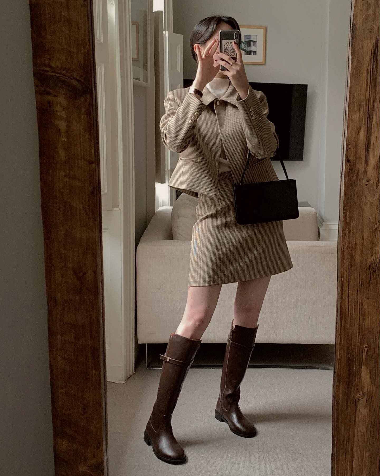 Có thể khẳng định, đây là 5 mẫu áo khoác đẹp nhất để mặc với chân váy- Ảnh 3. Có thể khẳng định, đây là 5 mẫu áo khoác đẹp nhất để mặc với chân váy- Ảnh 3.