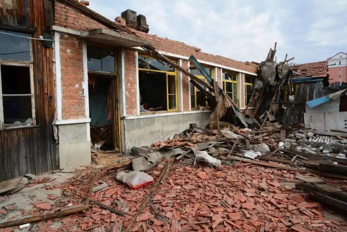 Kh&aacute;ch mang 14,7 tỷ đồng tiền đền b&ugrave; đất đi gửi tiết kiệm, 1 năm ph&aacute;t hiện đ&atilde; mua bảo hiểm nh&acirc;n thọ, ng&acirc;n h&agrave;ng khẳng định: &ldquo;L&agrave; do anh tự nguyện &rdquo;- Ảnh 1.