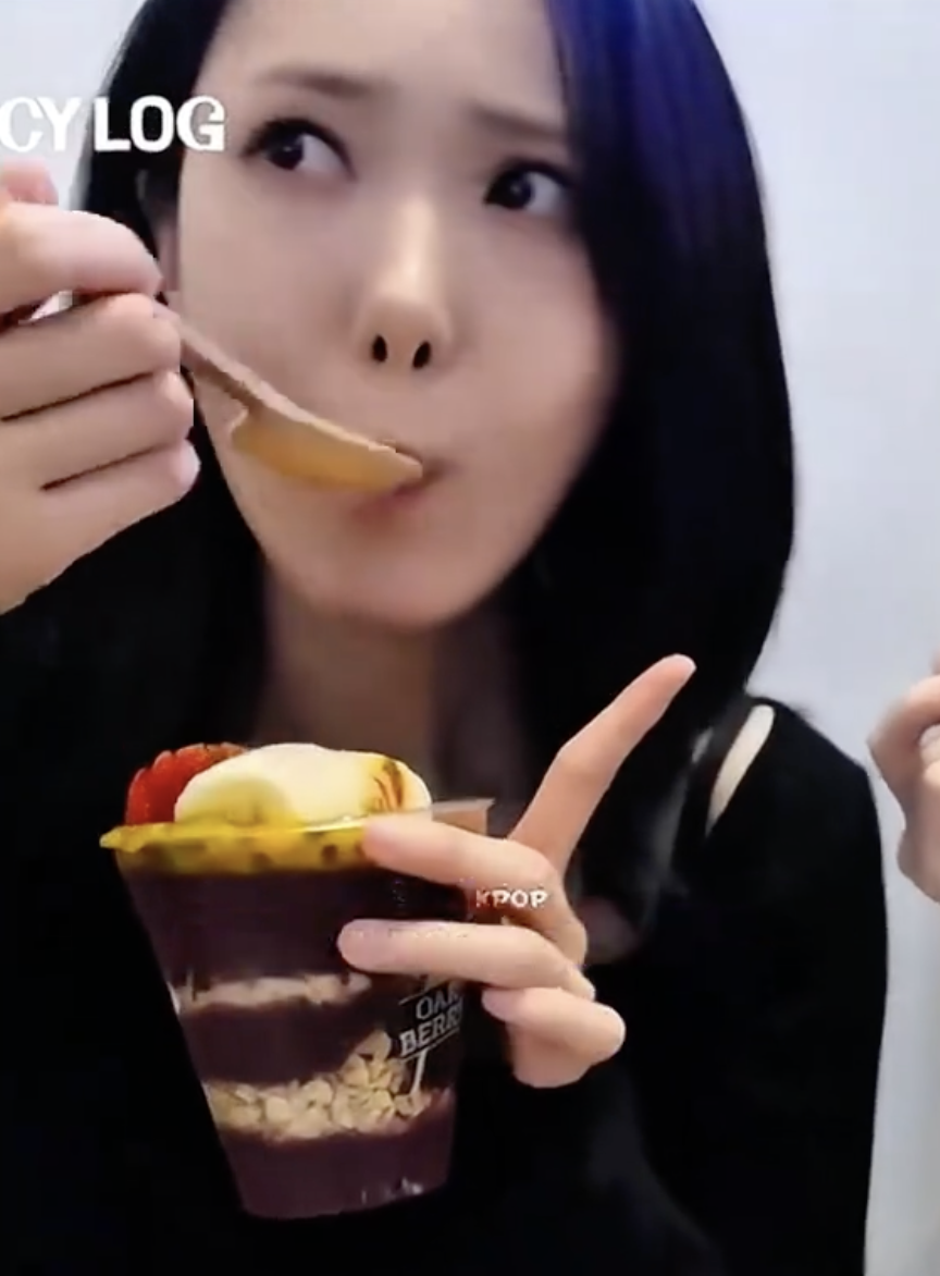 M&oacute;n ăn chơi m&agrave;u t&iacute;m c&agrave;ng ăn c&agrave;ng gầy, từ Cortis đến loạt idol H&agrave;n đang m&ecirc; mẩn- Ảnh 4.