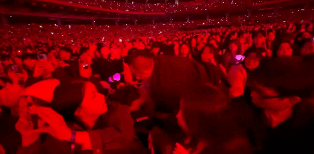 Khoảnh khắc ẩu đả &ldquo;sợ muốn chết&rdquo; giữa l&uacute;c Jennie l&agrave;m dậy s&oacute;ng &ldquo;Grammy H&agrave;n Quốc&rdquo;- Ảnh 3.