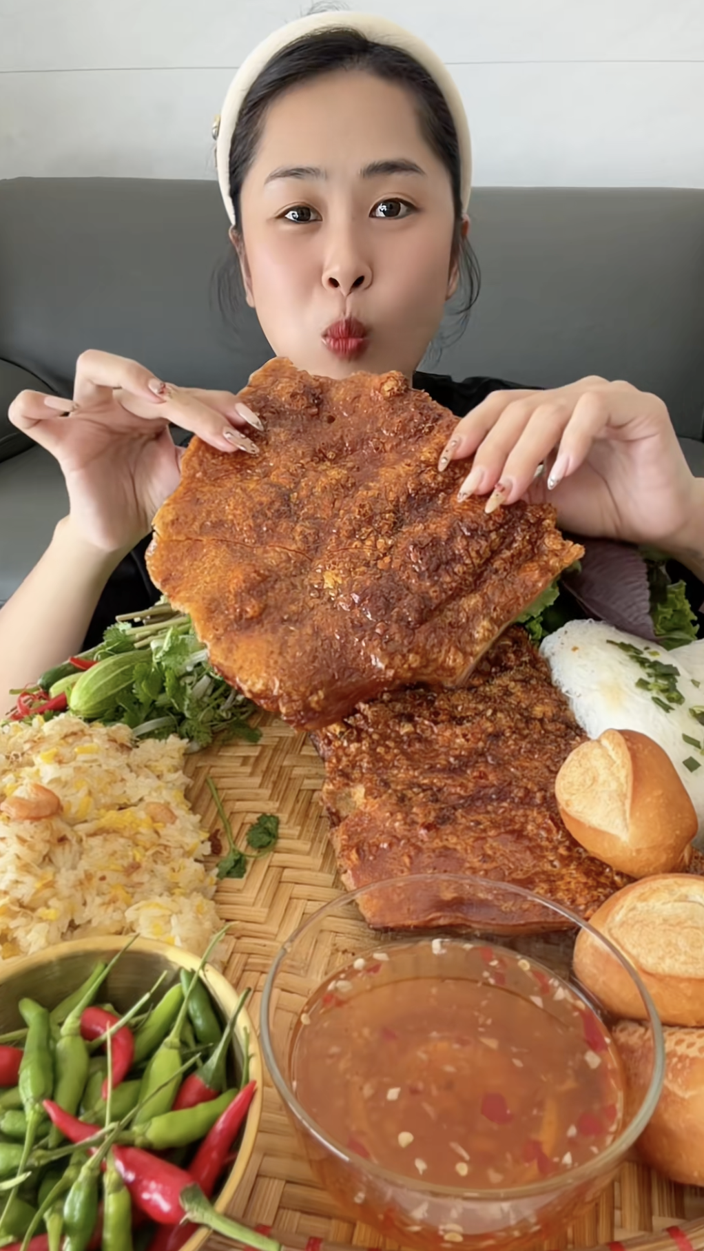 700k một k&yacute; heo quay d&iacute;nh nạc hot nhất Việt Nam đầu năm nay, ai ăn xong cũng tiếc đứt ruột!- Ảnh 4.