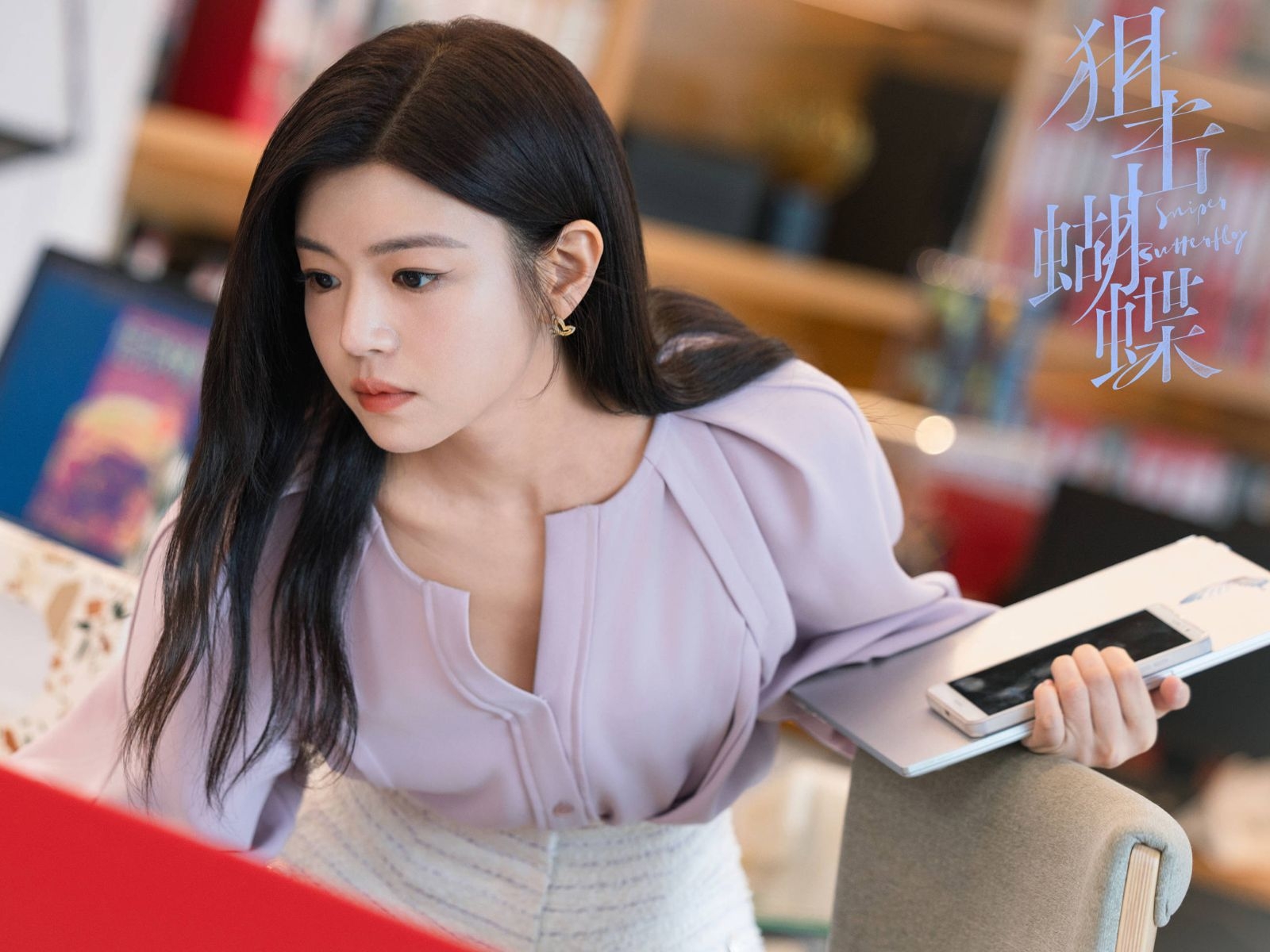 42 tuổi trẻ như thiếu nữ 18, cả showbiz c&oacute; đ&uacute;ng 1 người: Đ&ocirc;i mắt long lanh cưng muốn xỉu, da đẹp đến ph&aacute;t hờn- Ảnh 7.