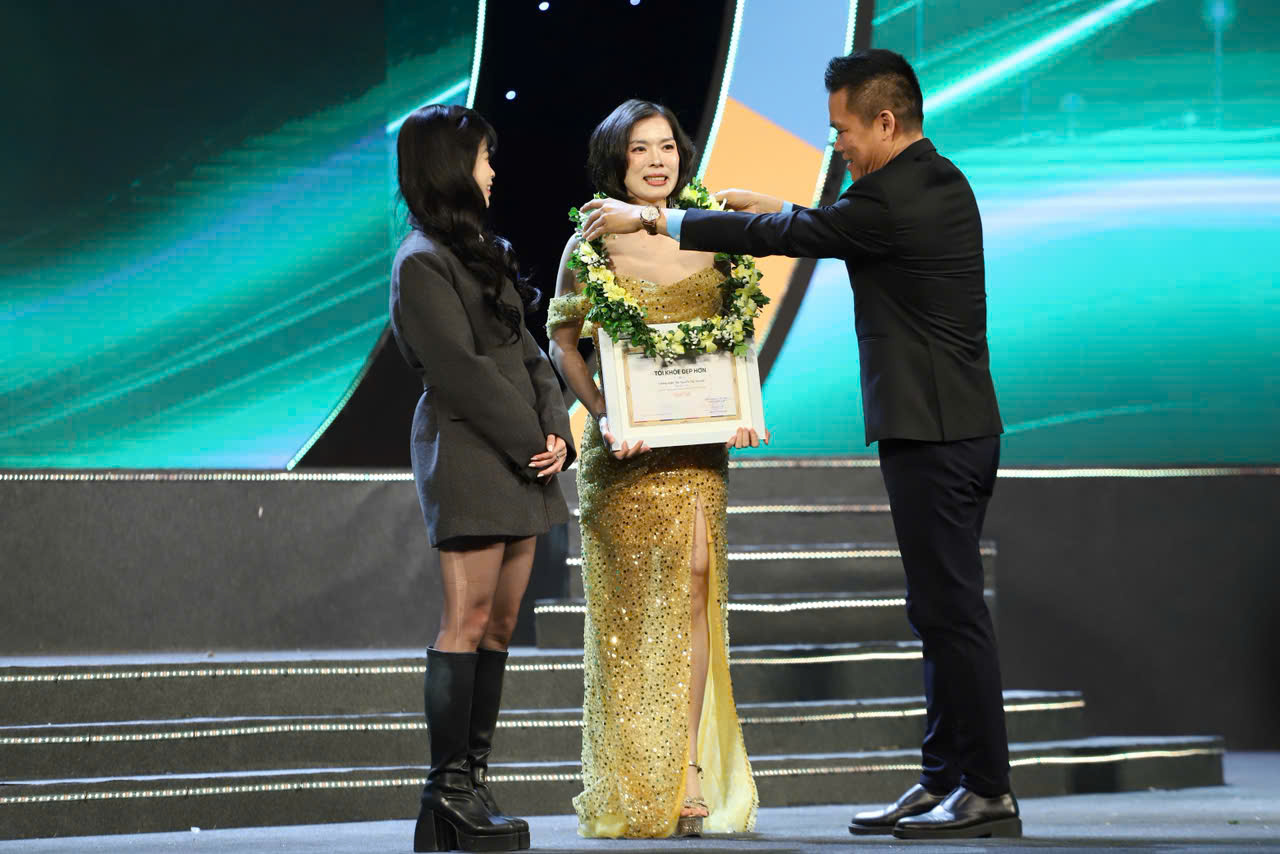 Phát hiện ung thư giai đoạn 3 đã di căn, 1 năm sau làm được điều không ai nghĩ tới: Tất cả nhờ vào 2 việc- Ảnh 2. Phát hiện ung thư giai đoạn 3 đã di căn, 1 năm sau làm được điều không ai nghĩ tới: Tất cả nhờ vào 2 việc- Ảnh 2.