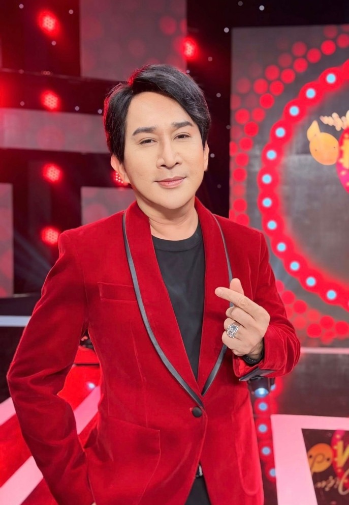 NSƯT Việt 3 đời vợ, c&oacute; 1000 c&acirc;y v&agrave;ng, ở biệt thự 300m&sup2;- Ảnh 2.