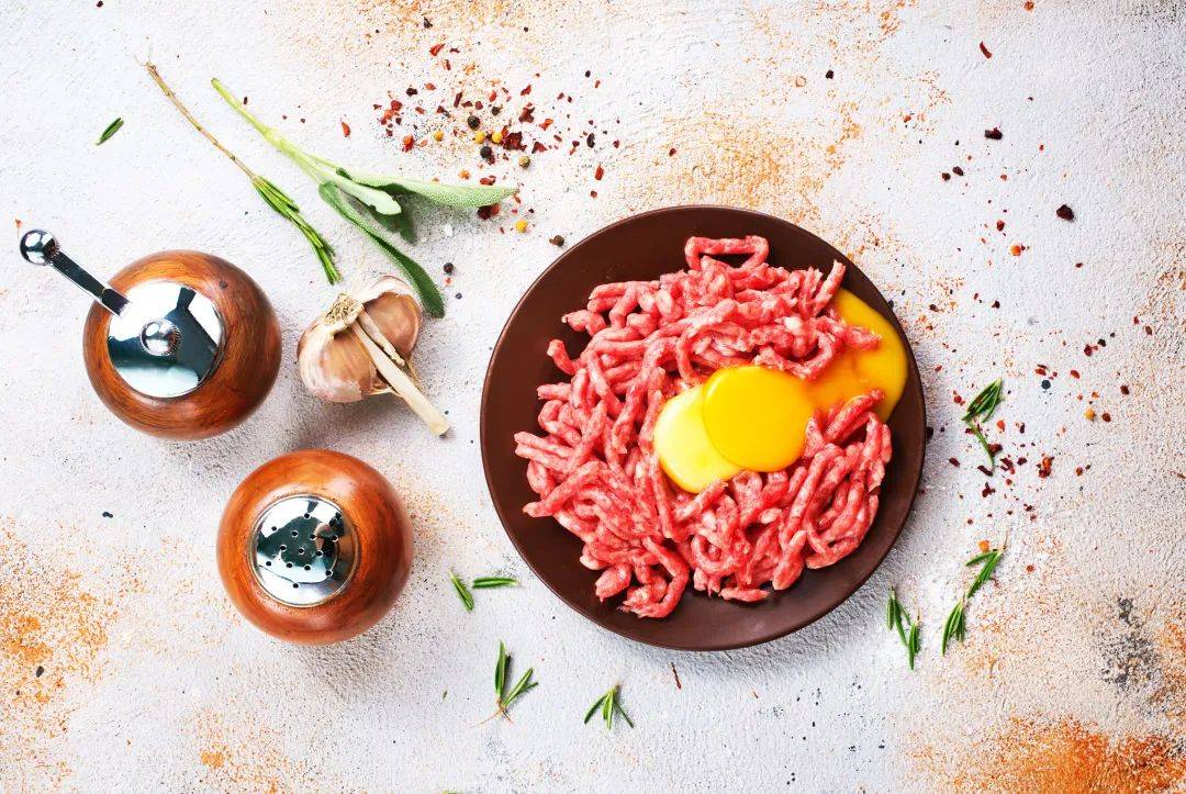 Kh&ocirc;ng phải thuốc, đ&acirc;y l&agrave; 5 nh&oacute;m thực phẩm khiến cục m&aacute;u đ&ocirc;ng &ldquo;sợ h&atilde;i&rdquo;: Nhiều gia đ&igrave;nh Việt vẫn kh&ocirc;ng biết m&agrave; ăn- Ảnh 3.