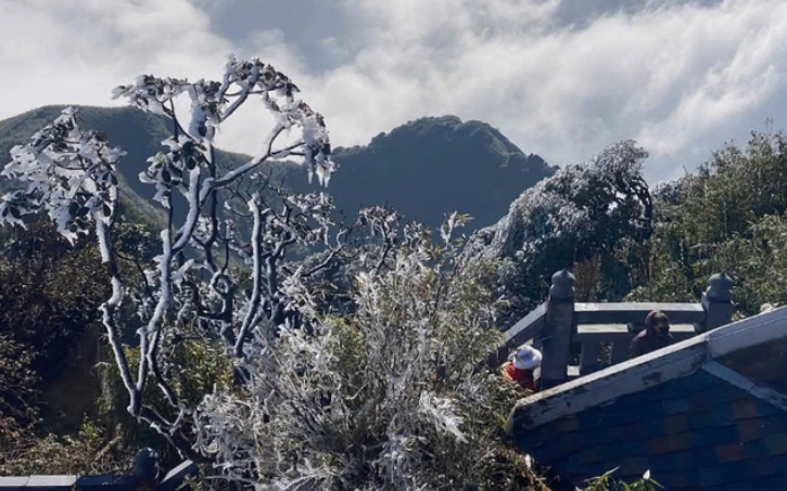 Miền Bắc đ&oacute;n đợt kh&ocirc;ng kh&iacute; lạnh cường độ mạnh, bỏ t&uacute;i ngay 5 "thần dược" giữ ấm cơ thể cực tốt- Ảnh 2.