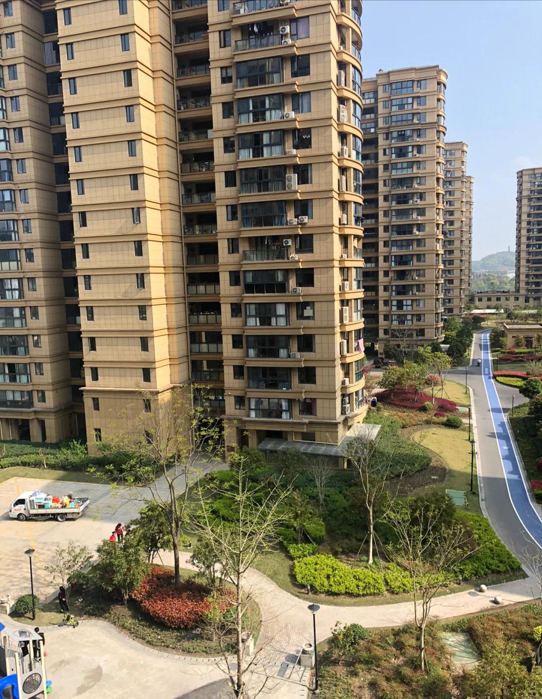 Mua nh&agrave; năm 2026: 4 kiểu nh&agrave; xem th&igrave; m&ecirc;, nhưng 