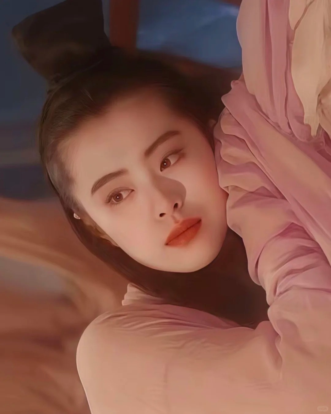 "Ngọc nữ đẹp khuynh đảo ch&acirc;u &Aacute;" nay mặt mũi biến dạng kh&ocirc;ng nhận ra, mở tiệm trị liệu massage gom bạc lẻ- Ảnh 9.