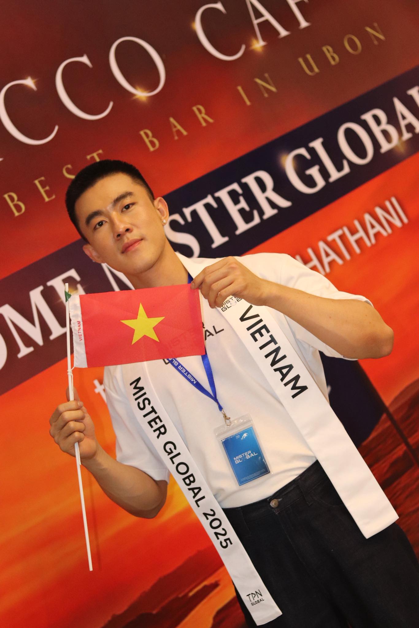 C&ocirc;ng Vinh bất ngờ rao b&aacute;n xe &ocirc; t&ocirc;- Ảnh 2.