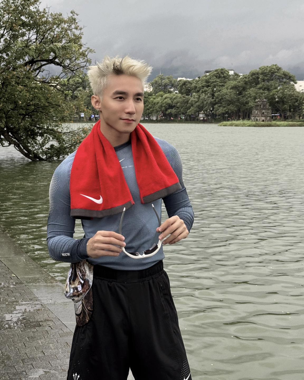 Sơn T&ugrave;ng chăm chỉ tập gym cuối c&ugrave;ng cũng c&oacute; th&agrave;nh quả- Ảnh 7.