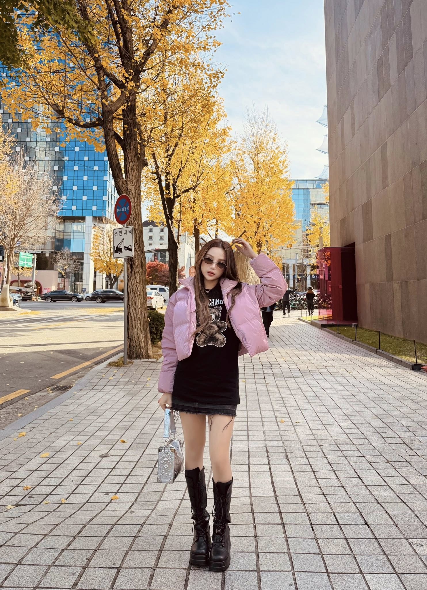 Lần đầu lộ diện căn biệt thự do Huyền Baby v&agrave; bạn th&acirc;n 20 năm x&acirc;y để 