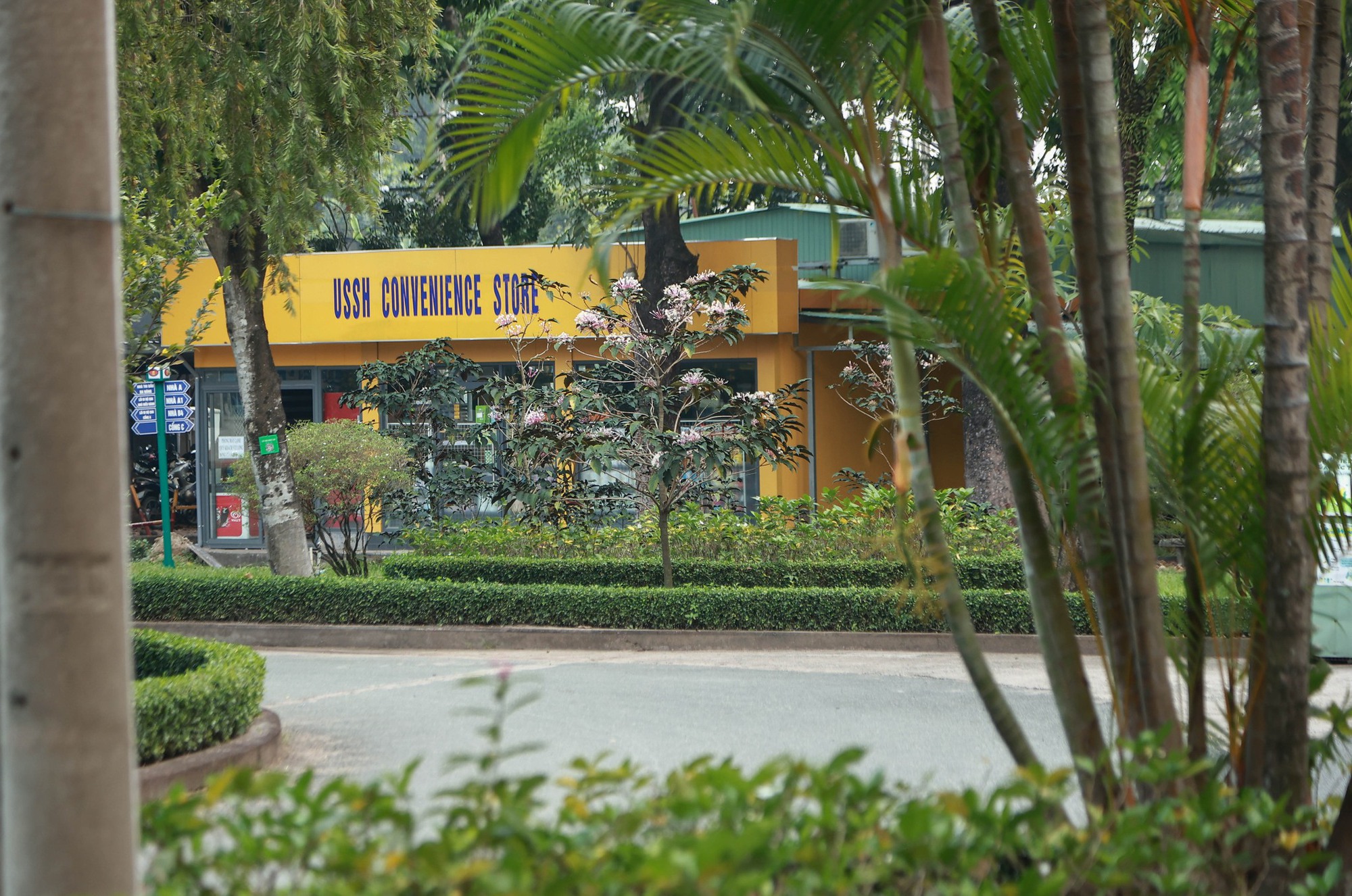 Trường c&ocirc;ng lập g&igrave; m&agrave; như resort thế n&agrave;y? G&oacute;c n&agrave;o cũng đầy chất thơ khiến hơn 5 ngh&igrave;n người phải v&agrave;o xu&yacute;t xoa hết cỡ- Ảnh 9.