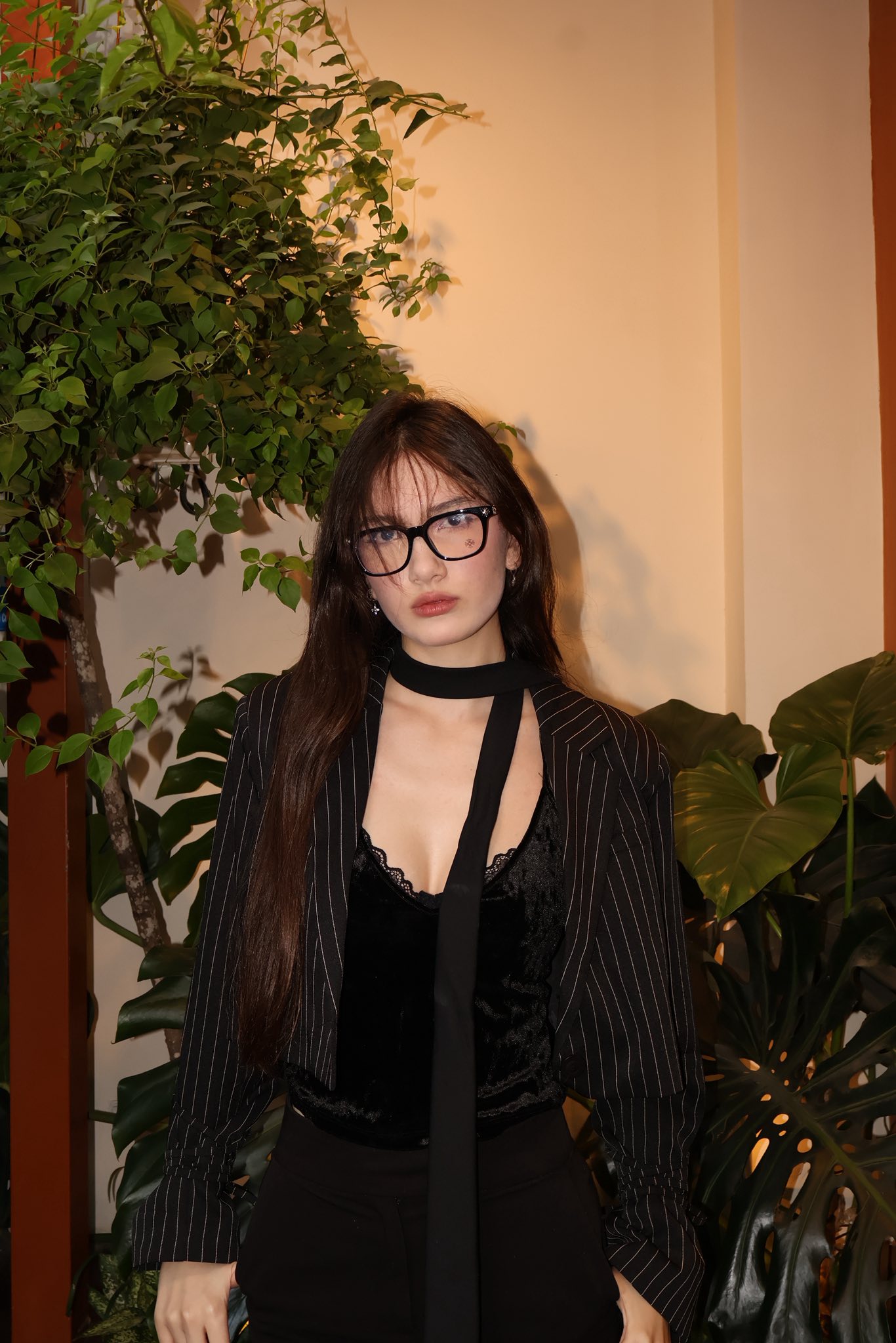 Dụi mắt kh&ocirc;ng nhận ra em g&aacute;i Đặng Văn L&acirc;m: Visual cực b&eacute;n, 18 tuổi th&agrave;nh mỹ nh&acirc;n 1m80- Ảnh 1.