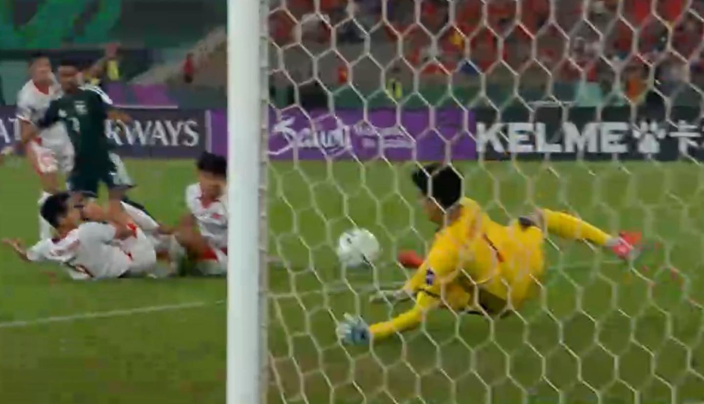 Bay như Trung Ki&ecirc;n, s&uacute;t như Đ&igrave;nh Bắc: Cặp đ&ocirc;i tạo ra &ldquo;địa chấn&rdquo; giữa đ&ecirc;m- Ảnh 6.