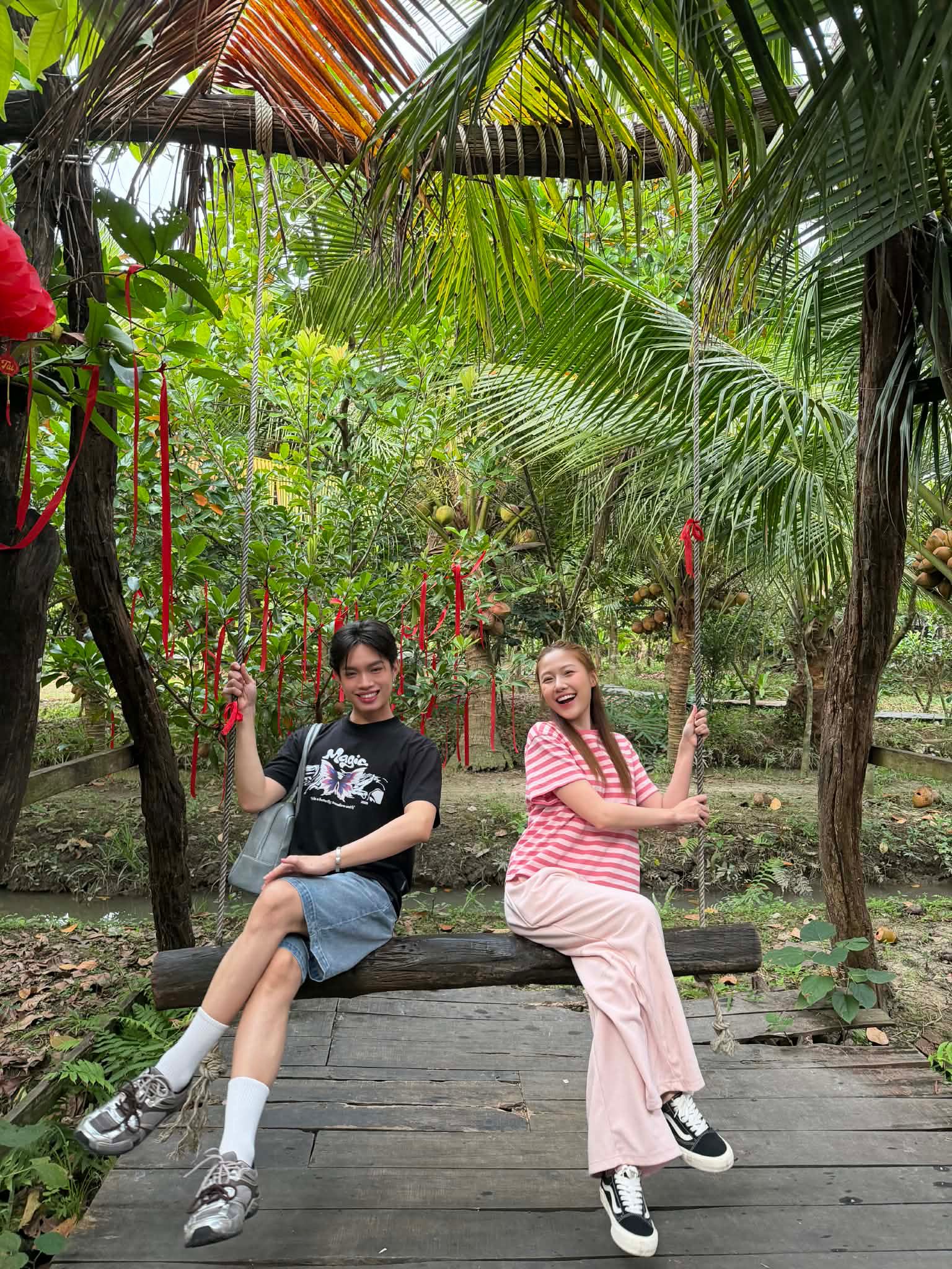 Em g&aacute;i Trấn Th&agrave;nh về qu&ecirc; bạn trai rapper, để lộ mối quan hệ với 