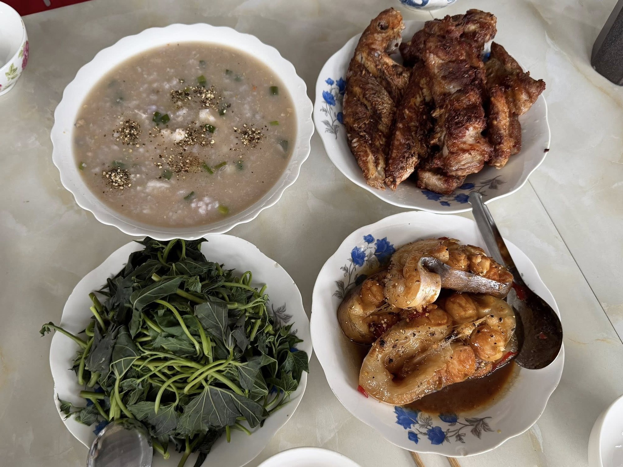 Em g&aacute;i Trấn Th&agrave;nh về qu&ecirc; bạn trai rapper, để lộ mối quan hệ với 