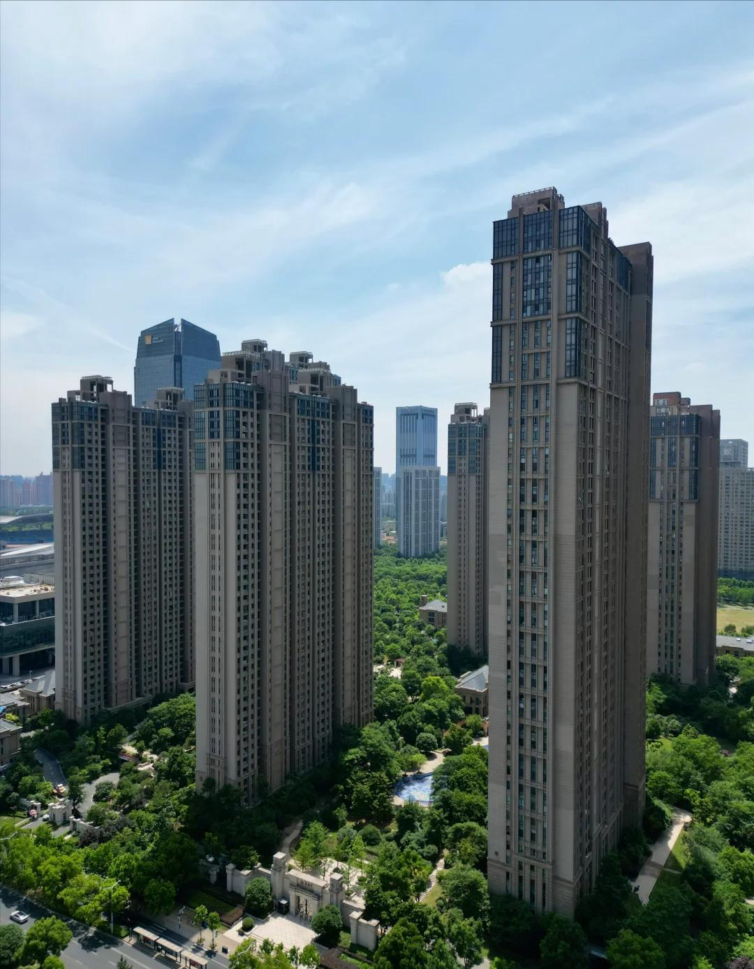 Mua nh&agrave; năm 2026: 4 kiểu nh&agrave; xem th&igrave; m&ecirc;, nhưng 