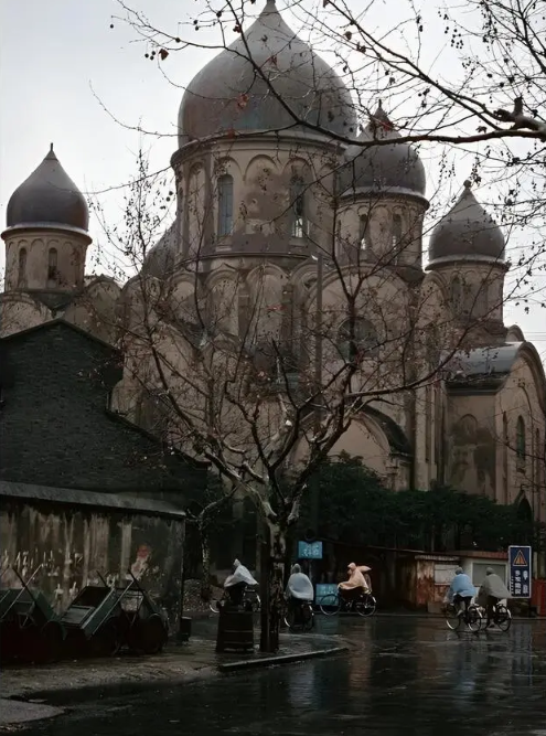 Ảnh cũ Thượng Hải thập ni&ecirc;n 1980: Phương tiện n&agrave;y thống trị đường phố, c&oacute; nơi 40 năm chưa hề kh&aacute;c- Ảnh 29.