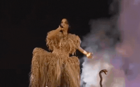 H&agrave;ng trăm người y&ecirc;u cầu Sở Văn ho&aacute; - Du lịch dừng concert "vườn lạc th&uacute;" 760 tỷ của mỹ nh&acirc;n n&agrave;y- Ảnh 5.