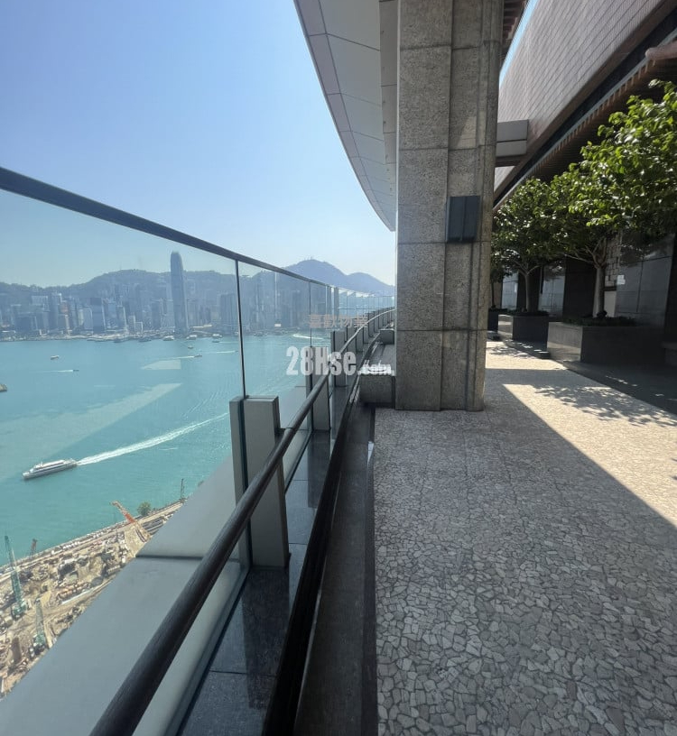 O&aacute;ch nhất HongKong: Địa điểm khiến ai đi qua cũng nh&igrave;n mỏi cổ- Ảnh 6.