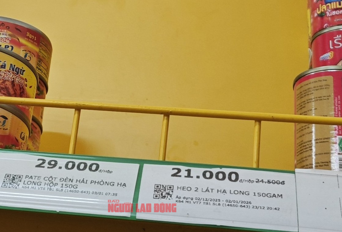 Nhiều cửa hàng thu hồi đồ hộp Hạ Long, hoàn tiền cho khách hàng- Ảnh 1. Nhiều cửa hàng thu hồi đồ hộp Hạ Long, hoàn tiền cho khách hàng- Ảnh 1.