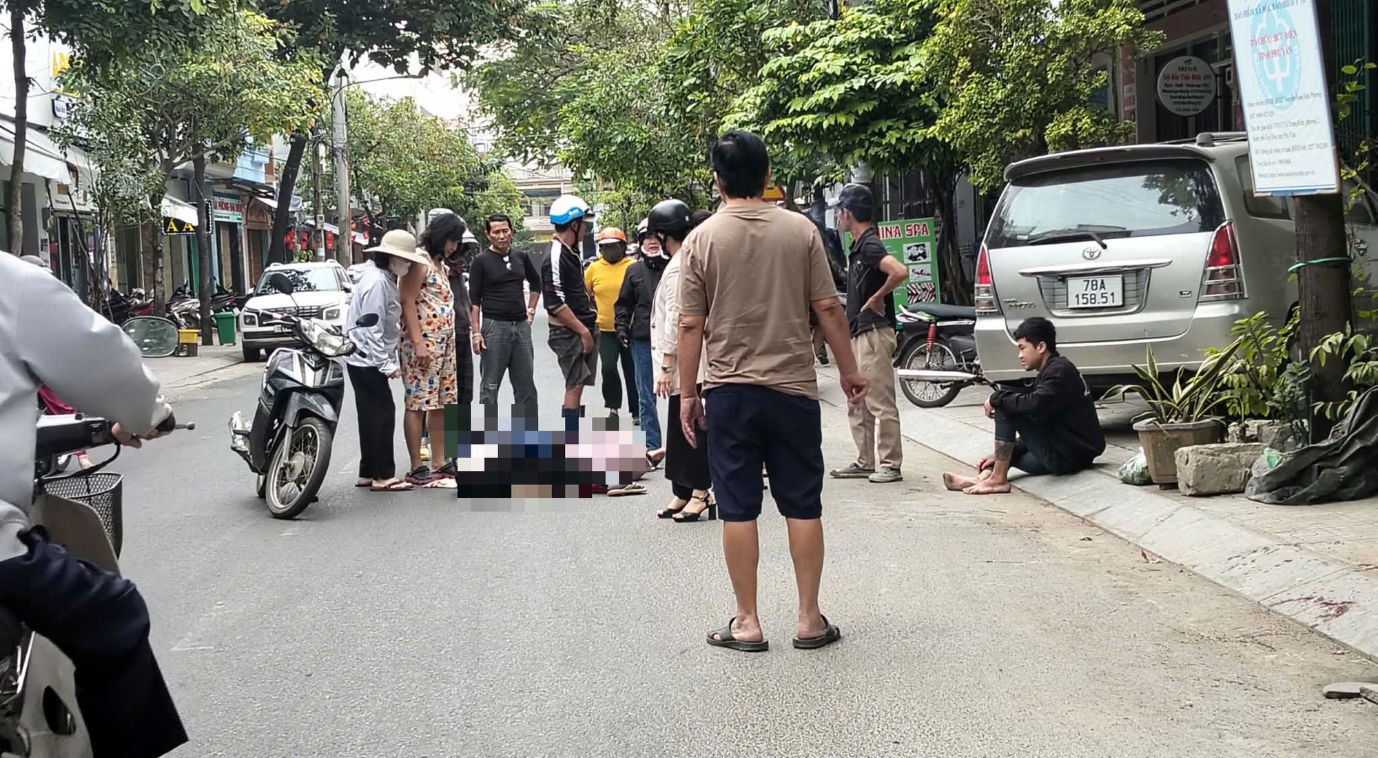 Bắt giữ nghi phạm đ&acirc;m trọng thương bạn của mẹ- Ảnh 1.