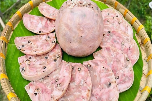 "Đặc sản" Tết của người miền Tây, cả nước trố mắt- Ảnh 1. "Đặc sản" Tết của người miền Tây, cả nước trố mắt- Ảnh 1.