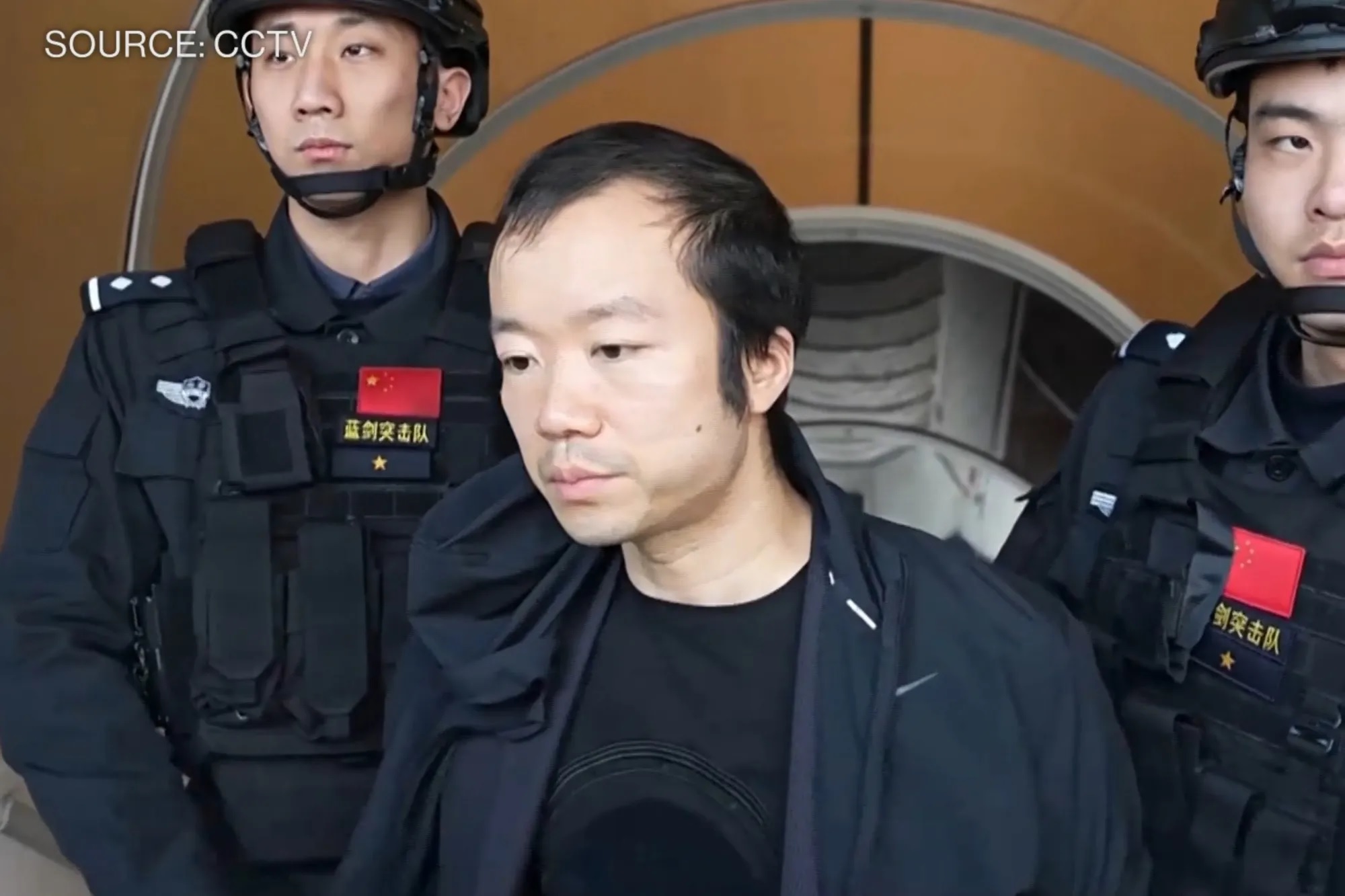 Qu&aacute; khứ đen tối của "&ocirc;ng tr&ugrave;m" Chen Zhi tại Trung Quốc- Ảnh 2.