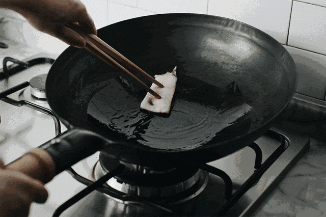 6 th&aacute;ng bỏ chảo chống d&iacute;nh, chuyển sang chảo gang: T&ocirc;i hiểu v&igrave; sao mẹ t&ocirc;i cả đời kh&ocirc;ng đổi chảo- Ảnh 3.