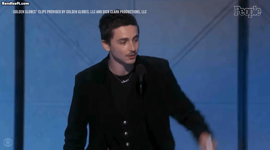 Timoth&eacute;e Chalamet n&oacute;i đ&uacute;ng 2 từ m&agrave; chao đảo c&otilde;i mạng: &Ocirc;ng trời tạo ra địa chấn v&agrave; anh ch&iacute;nh l&agrave; điểm nhấn- Ảnh 1.