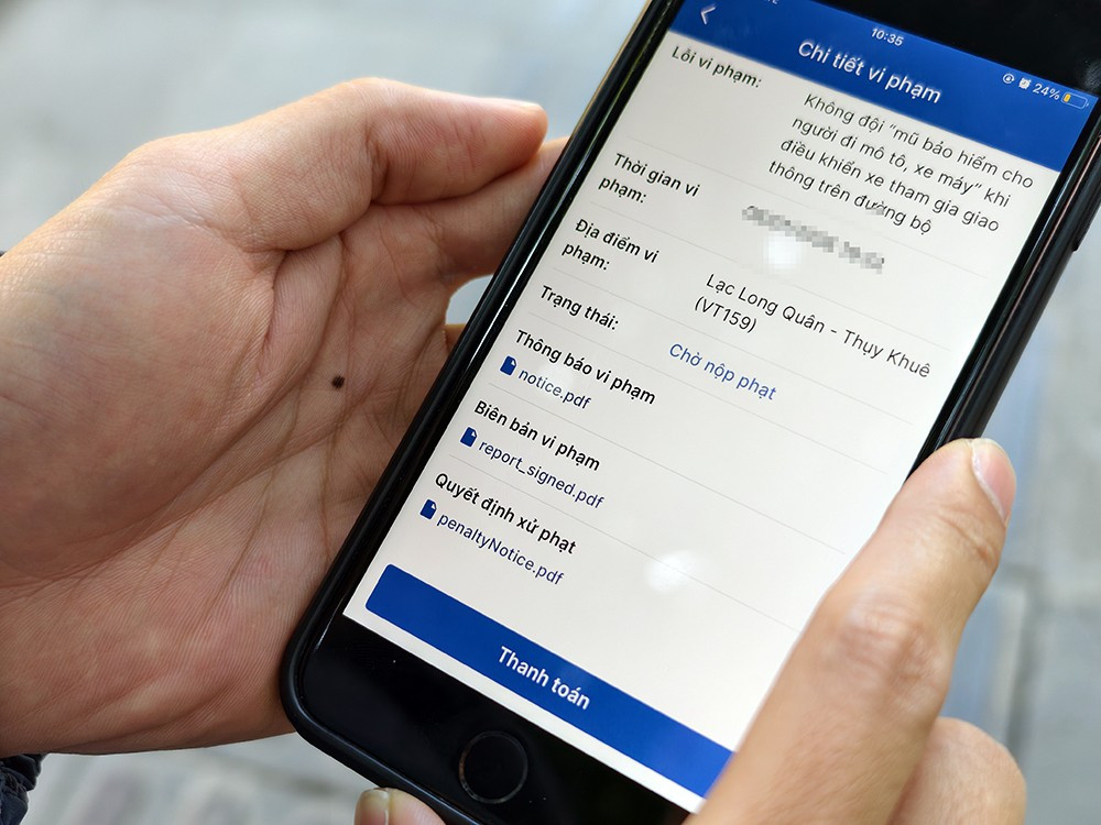 T&agrave;i xế bất ngờ khi thấy h&igrave;nh ảnh vi phạm "r&otilde; như ban ng&agrave;y" tr&ecirc;n ứng dụng iHanoi- Ảnh 2.
