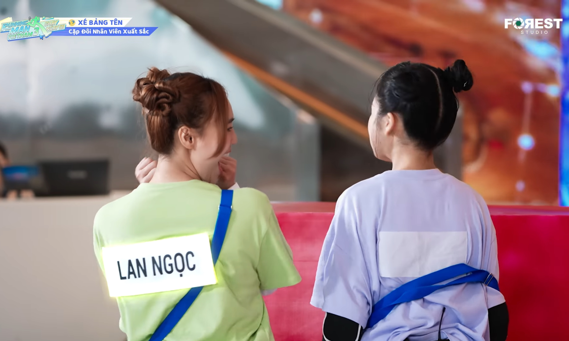 52Hz d&aacute;n bảng t&ecirc;n ở v&ugrave;ng nhạy cảm tại Running Man Việt, bị n&oacute;i 