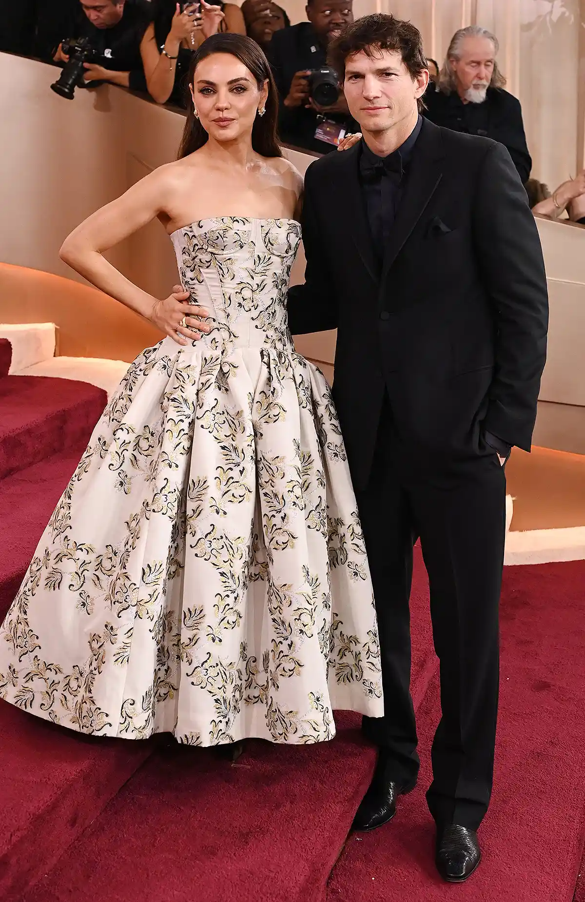 Siêu thảm đỏ Quả Cầu Vàng 2026: Lisa Siêu thảm đỏ Quả Cầu Vàng 2026: Lisa