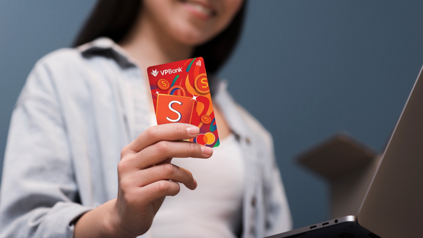 Thẻ VPBank S Rewards Mastercard thu hút người dùng trẻ nhờ ưu đãi hoàn Shopee xu lên đến 12%- Ảnh 2. Thẻ VPBank S Rewards Mastercard thu hút người dùng trẻ nhờ ưu đãi hoàn Shopee xu lên đến 12%- Ảnh 2.