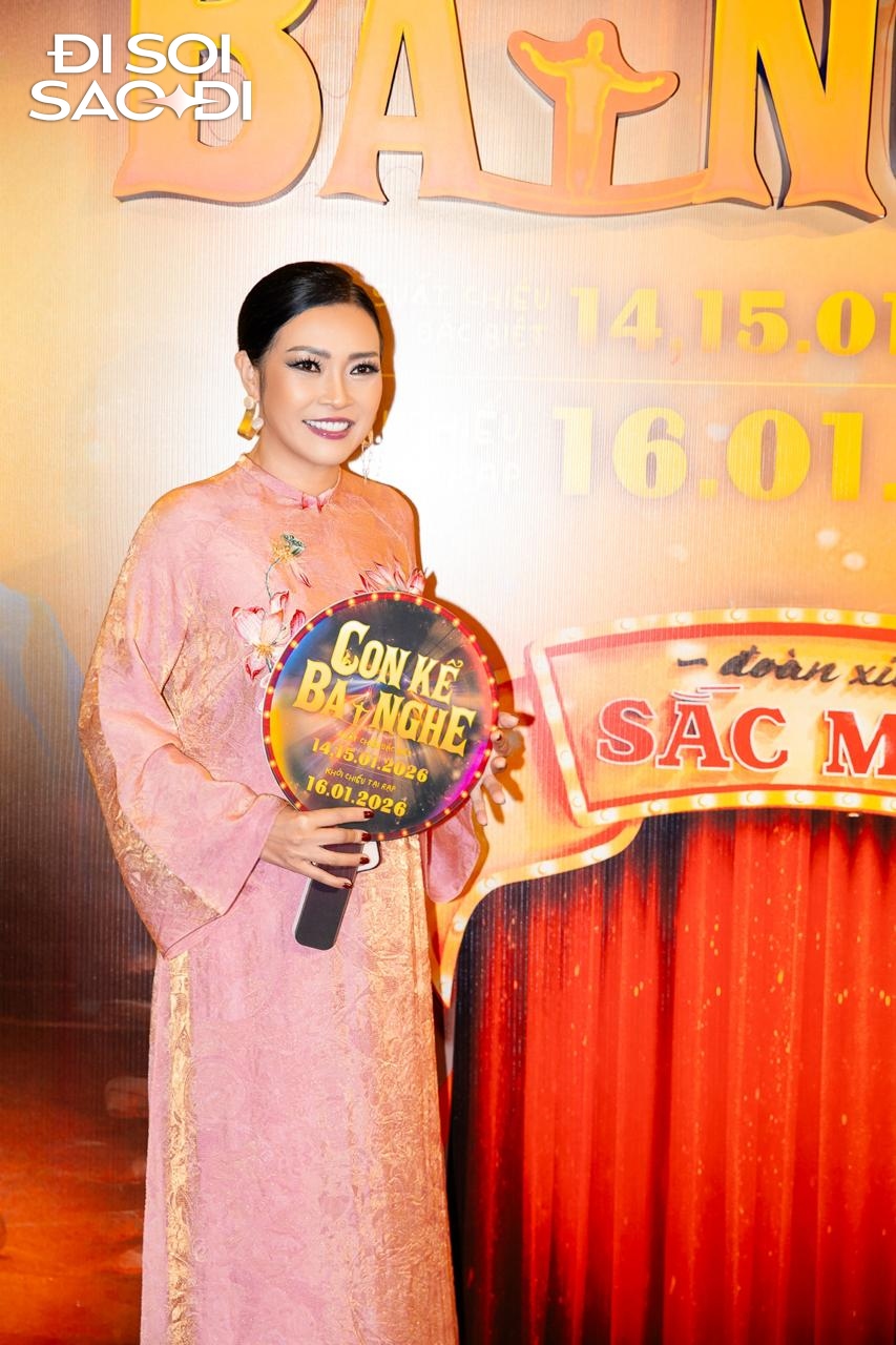 Thảm đỏ HOT nhất hôm nay: Ngọc Trinh xinh phát sáng, HIEUTHUHAI - Karik đẹp thế này biết chọn anh nào- Ảnh 12. Thảm đỏ HOT nhất hôm nay: Ngọc Trinh xinh phát sáng, HIEUTHUHAI - Karik đẹp thế này biết chọn anh nào- Ảnh 12.