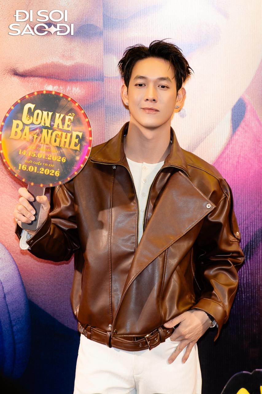 Thảm đỏ HOT nhất hôm nay: Ngọc Trinh xinh phát sáng, HIEUTHUHAI - Karik đẹp thế này biết chọn anh nào- Ảnh 10. Thảm đỏ HOT nhất hôm nay: Ngọc Trinh xinh phát sáng, HIEUTHUHAI - Karik đẹp thế này biết chọn anh nào- Ảnh 10.