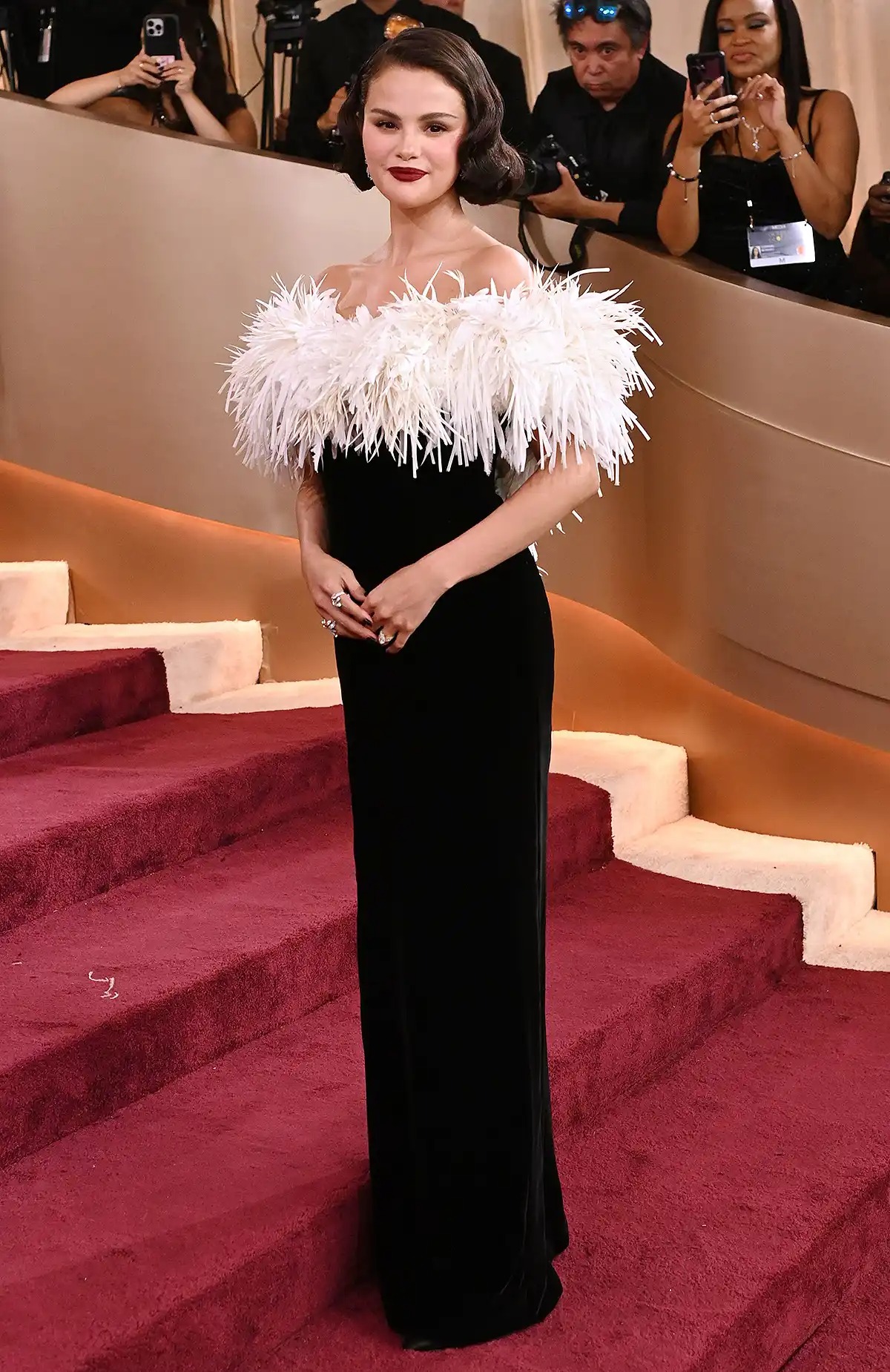 Siêu thảm đỏ Quả Cầu Vàng 2026: Lisa Siêu thảm đỏ Quả Cầu Vàng 2026: Lisa